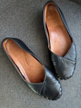 Volks Walkers Comfy Leather Flats
